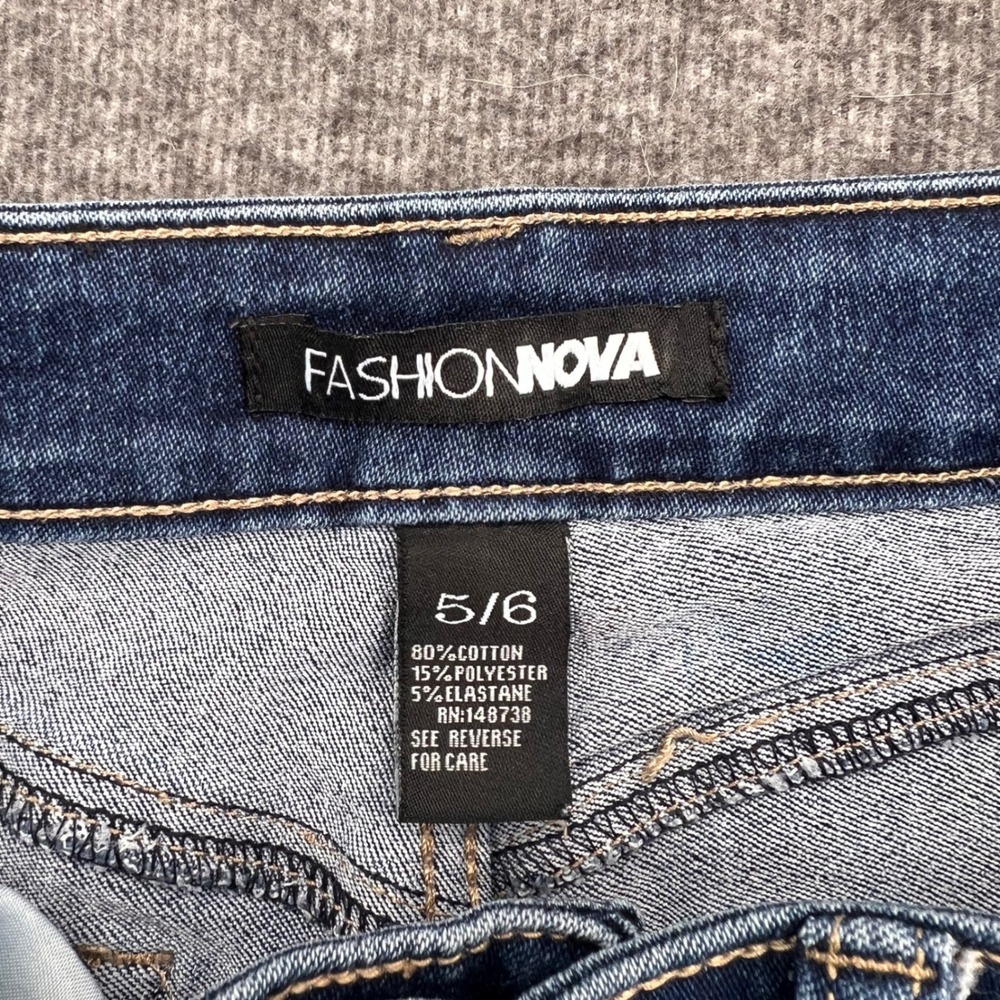 Fashion Nova Women Dark Wash High Rise Skinny Jeans Size 5/6 Stretch Denim - Picture 7 of 12